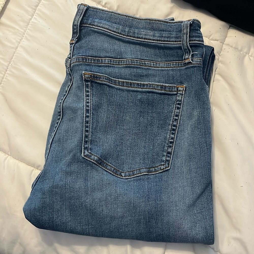 Size 29 straight jeans light wash